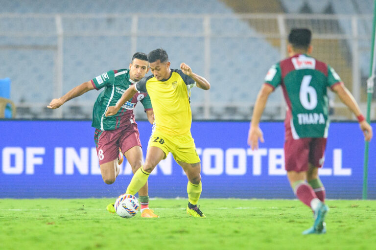 Mohun Bagan Super Giant Dominates Hyderabad FC with a Resounding 3-0 Victory